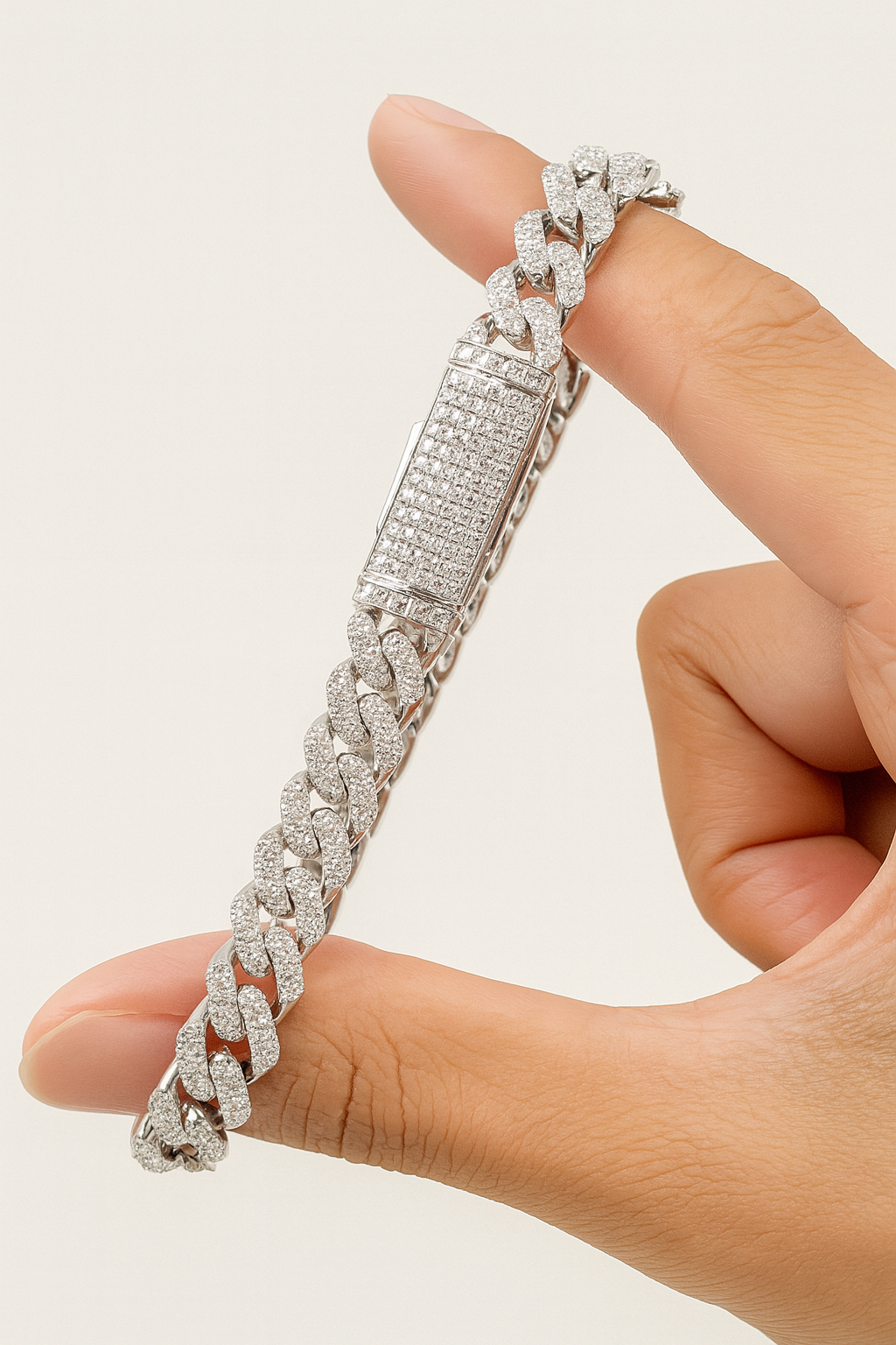 Ammoudi 8mm Moissanite Bracelet