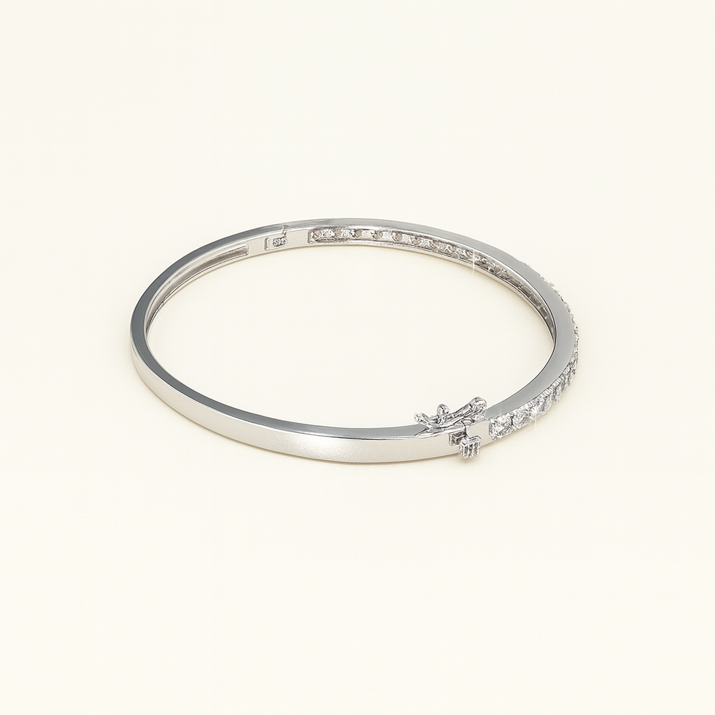 Lumière Moissanite Bangle