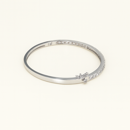 Lumière Moissanite Bangle