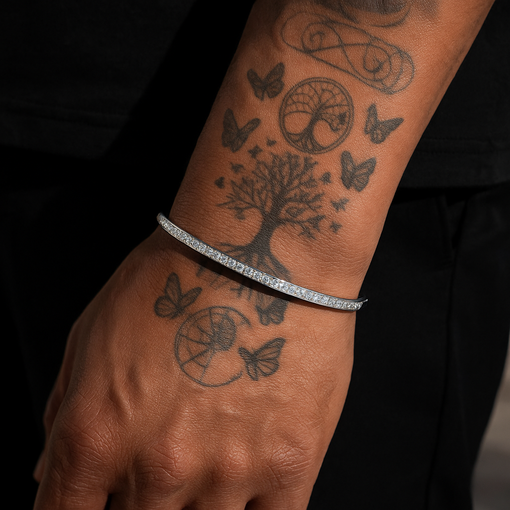 Lumière Moissanite Bangle