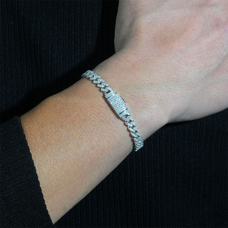 Bracelet Ronin - Moissanite VVS 6 mm, maillons cubains | Couleur D, or 16 carats