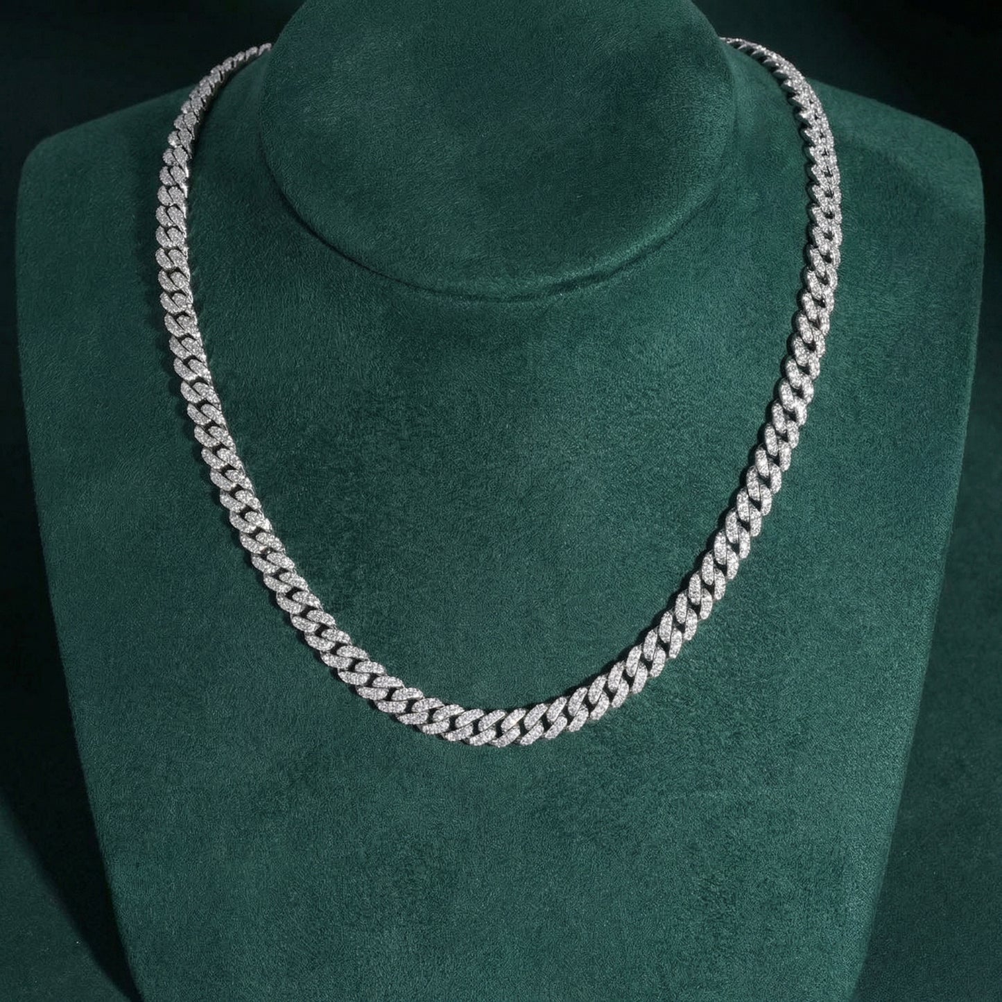 Kratos - 8mm VVS Iced Out Cuban Chain